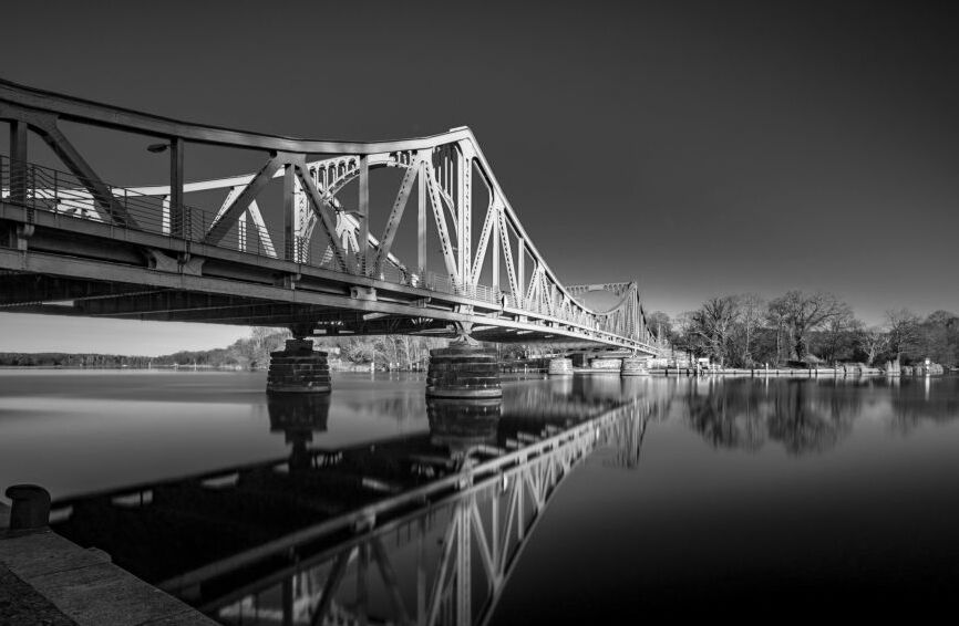 Картина на холсте Старый мост над водной гладью, арт hd2264601